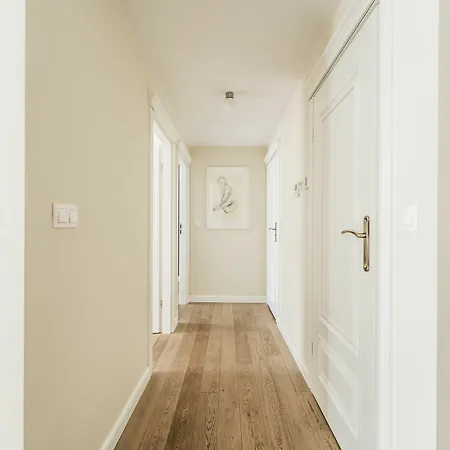Angel By Loft Affair Apartmán
